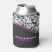 グレーエレガントとホワイトマスクとピンクのアクセント 缶クーラー (缶正面)