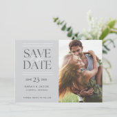 グレーエレガントフォトウェディング日付の保存 案内状 (スタンド正面)