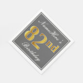 グレーエレガント、フェイク金ゴールド82番目の誕生日、名前をカスタムする スタンダードランチョンナプキン (角)