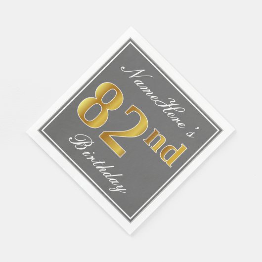 グレーエレガント、フェイク金ゴールド82番目の誕生日、名前をカスタムする スタンダードランチョンナプキン (角)