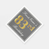 グレーエレガント、フェイク金ゴールド83番目の誕生日、名前をカスタムする スタンダードランチョンナプキン (角)