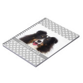 グレーカスタムとのタイトルに付いたペットの写真と手カスタムのひら ノートブック (左側)