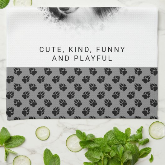 グレーカスタムとテキスト上のペットの写真と黒い手 キッチンタオル (折り畳み)