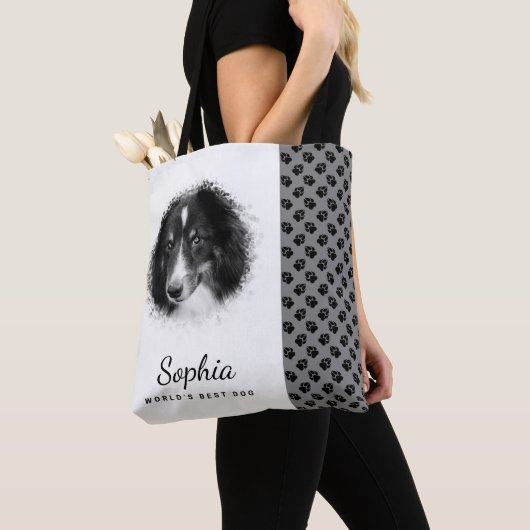グレーカスタムとテキスト上のペットの写真と黒い手 トートバッグ (クローズアップ)