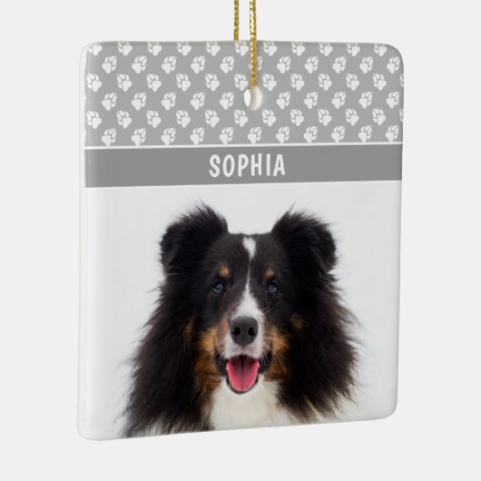 グレーカスタムと名前に白い手を付けたペットの写真 セラミックオーナメント (右)