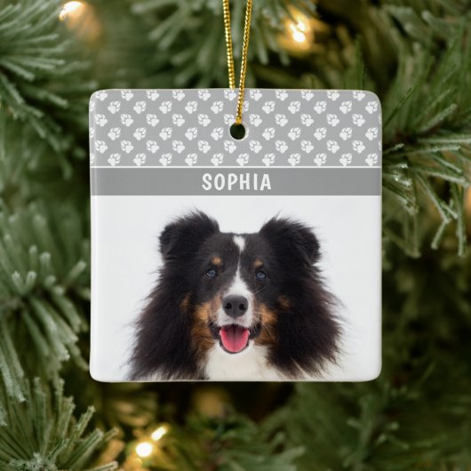 グレーカスタムと名前に白い手を付けたペットの写真 セラミックオーナメント (ツリー)
