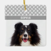 グレーカスタムと名前に白い手を付けたペットの写真 セラミックオーナメント (正面)