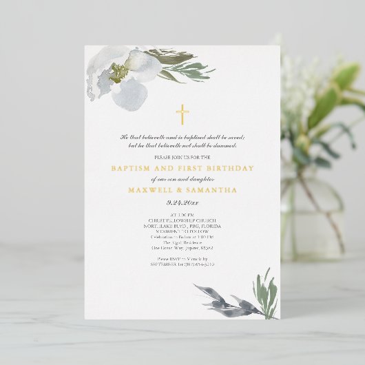 グレーカッコいいウォーター色花模様ツインズバプテスマ 箔招待状 (立ち正面)