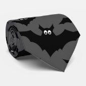 グレーカッコいいブラック飛んでいるこうもりハロウィーンパターン ネクタイ (ロール)