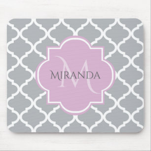 グレーガーリークローバーラベンダーモノグラムと名前 マウスパッド
