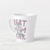 グレーキツネママとカブ最高の- Mom Ever カフェラテマグ (左アングル)