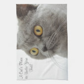 グレーキャットゴールデンアイクローズアップ キッチンタオル (縦)