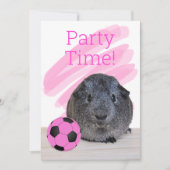 グレーギニア豚ガーリーピンクサッカーボールカスタム 招待状 (正面)