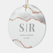 グレーグードアゲートカップルズモノグラムのクリスマス セラミックオーナメント (左)