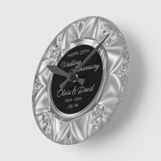 グレーサテン&シルバーダイヤ結婚ズの記念日 ラウンド壁時計 (傾斜)