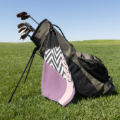 グレージグザグレイ、グレーシェブロン、紫、あなたの名前 ゴルフタオル (グリーン)