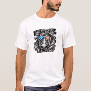 グレースケールホースアート(アメリカ国旗のサングラス) Tシャツ