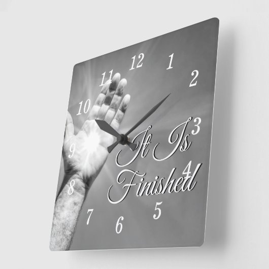 グレースケール壁時計が完成した スクエア壁時計 (傾斜)
