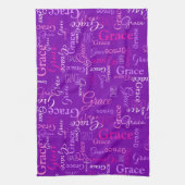 グレースパーソナライズされたショート名パープルピンク キッチンタオル (縦)