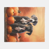 グレートダーンパピー秋デライトカボチャ フリースブランケット (正面(横))