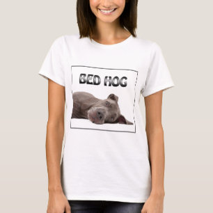 グレートデーンのベッドのブタ Tシャツ