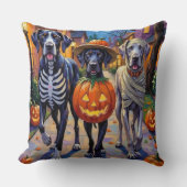 グレートデーントリックまたはトリートハロウィーンコスチューム クッション (正面)