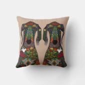 グレートデーン愛ベージュ色 クッション (裏面)