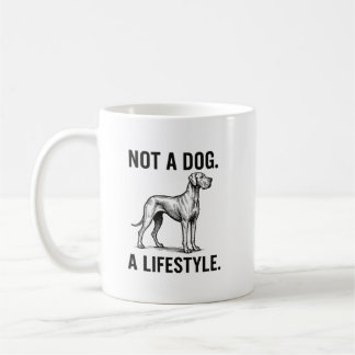 グレートデーンTシャツ - 「犬どころか、ライフスタイルです」 面白い コーヒーマグカップ