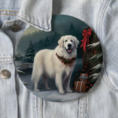 グレートピレニーズの犬と雪のクリスマス 缶バッジ (インサイチュ)
