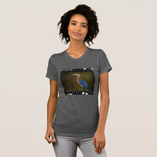 グレートブルーヘロン野生生物フィルムストリップモダン Tシャツ