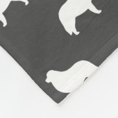 グレート・ピレニーズのシルエットパターン灰色 フリースブランケット (角)