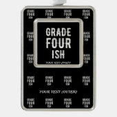 グレード4イッシュカッコいい4番目のおもしろいかわいい白文字 シルバープレートフレームオーナメント (正面)