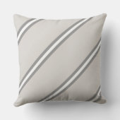 グレーバラフローラルパターン クッション (裏面)