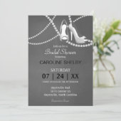 グレーパールとハイヒールのブライダルシャワーの招待状 招待状 (スタンド正面)