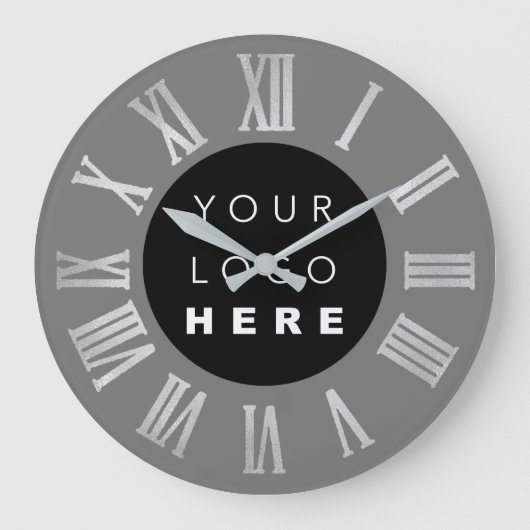 グレーブラックシルバーグレーローマ数字のロゴ ラージ壁時計 (正面)