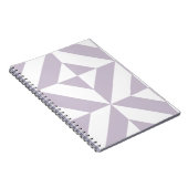 グレープ淡い色のカッコいい幾何デコ立方体パターン ノートブック (右側)