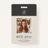 グレーベージュQRコードモダン写真ミニマル抽象芸術 バッジ (正面)