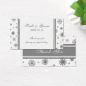 グレーホワイトスノーフレーク冬の結婚式メッセージカード (デスク)