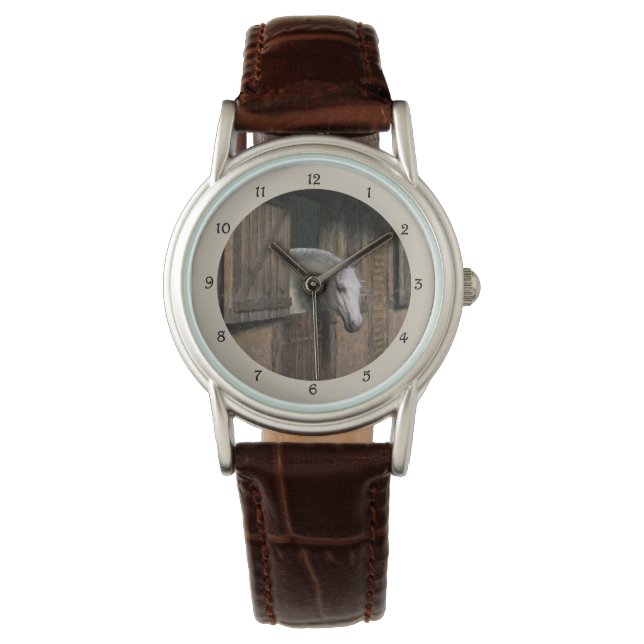 グレーホースアットザスタブルドア 腕時計 (正面)