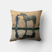 グレーホースアンドグルーミングOTTB装飾用クッション クッション (裏面)