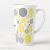 グレーモダンと黄色のバブルパーソナライズされた カフェラテマグ (右)