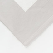 グレーモダンのシンプルイニシャルと名前のフリースブランケット フリースブランケット (角)