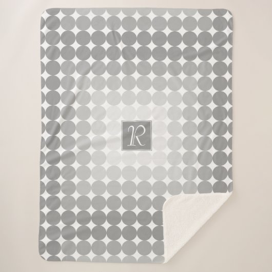 グレーモダンサークルモノグラム シェルパブランケット (正面)