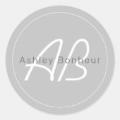 グレーモダンスとホワイト |名クール前&モノグラム ラウンドシール (正面)