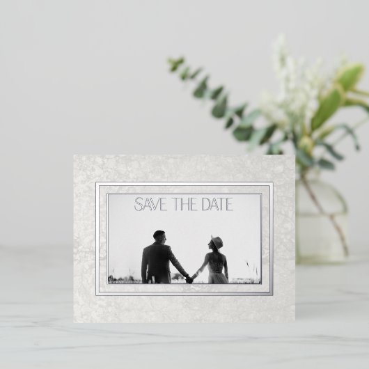 グレーモダンフォトウェディング日付の保存 箔シーズンポストカード (立ち正面)