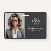 グレーモダンミニマル会社従業員の写真ID バッジ (正面)