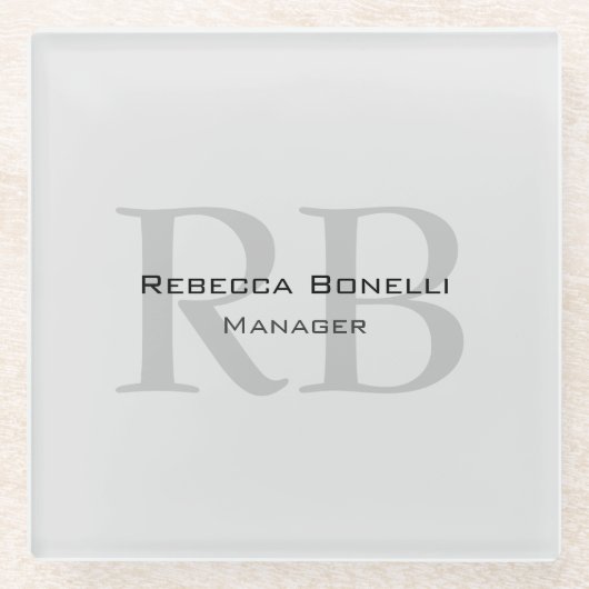 グレーモダンモノグラムマネージャ名の追加イニシャル ガラスコースター (正面)