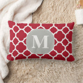 グレーモノグラムレッドクローバーパターン ランバークッション (ブランケット)