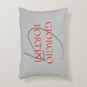 グレーレッドあなたの名前イニシャルモノグラムモダン アクセントクッション (正面(垂直))