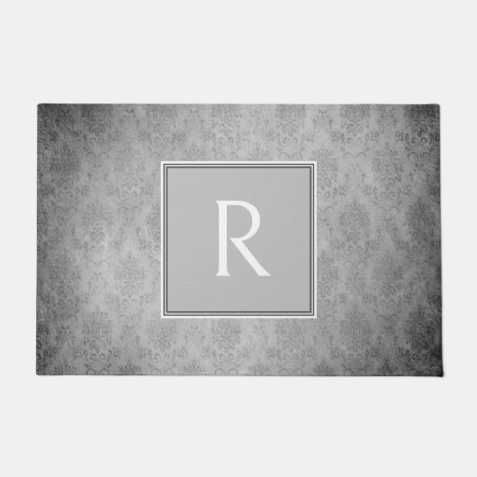 グレーヴィンテージダマスクモノグラム形式 ドアマット (正面)